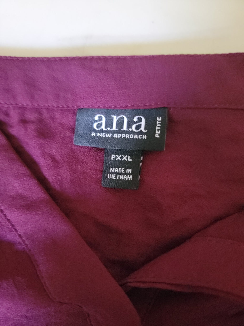 a.n.a Burgundy Solid V-Neck Roll Tab 3/4 Sleeve Pullover Blouse Women's P-XXL