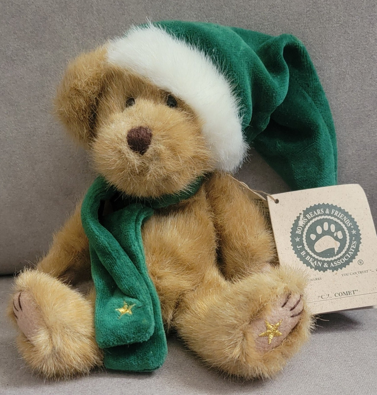Boyds Bears Plush "C.Z. Comet" teddy bear Christmas star green scarf & hat