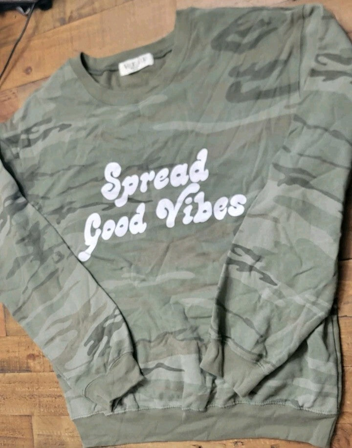 Girls Camo Sweatshirt L 11-13 Spread Good Vibes Green Pullover Fleece