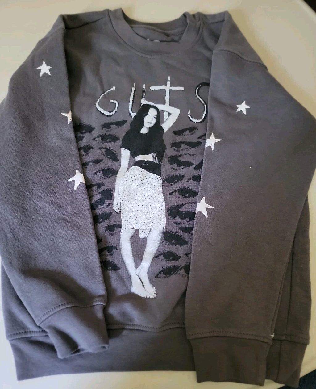 Olivia Rodrigo GUTS Sweatshirt Women’s M Gray Graphic Crewneck Stars 2024