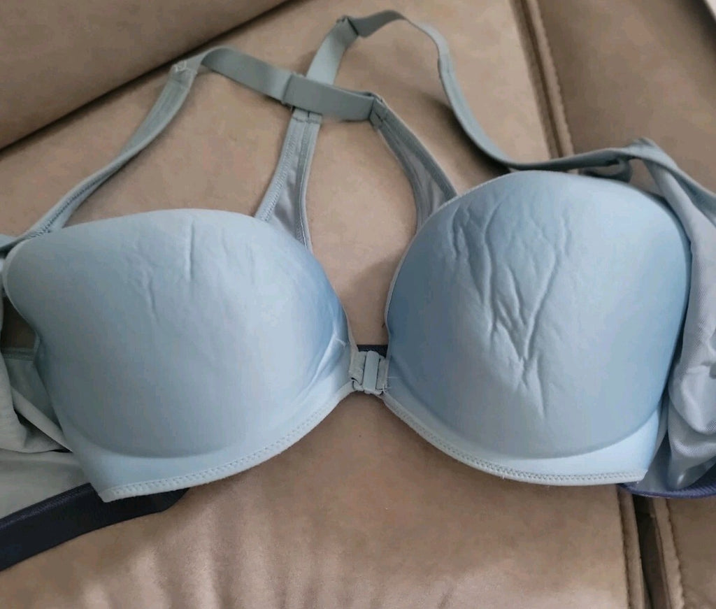 𝅺VICTORIA’S Secret 32DD  incredible lightweight sports bra top workout athletic