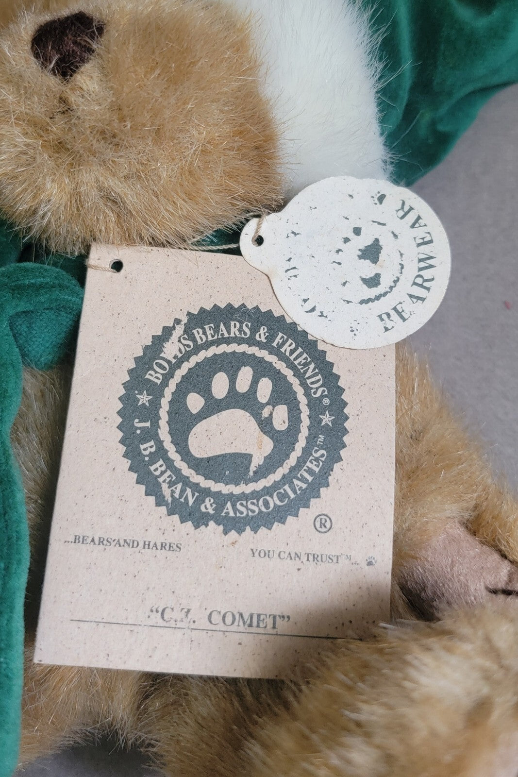 Boyds Bears Plush "C.Z. Comet" teddy bear Christmas star green scarf & hat